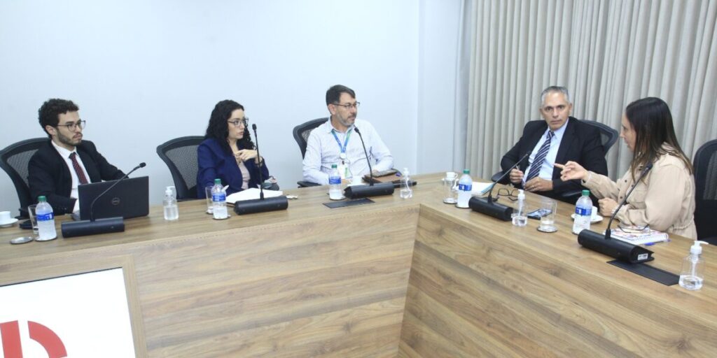 MP e Semad debatem força-tarefa para extinguir lixões