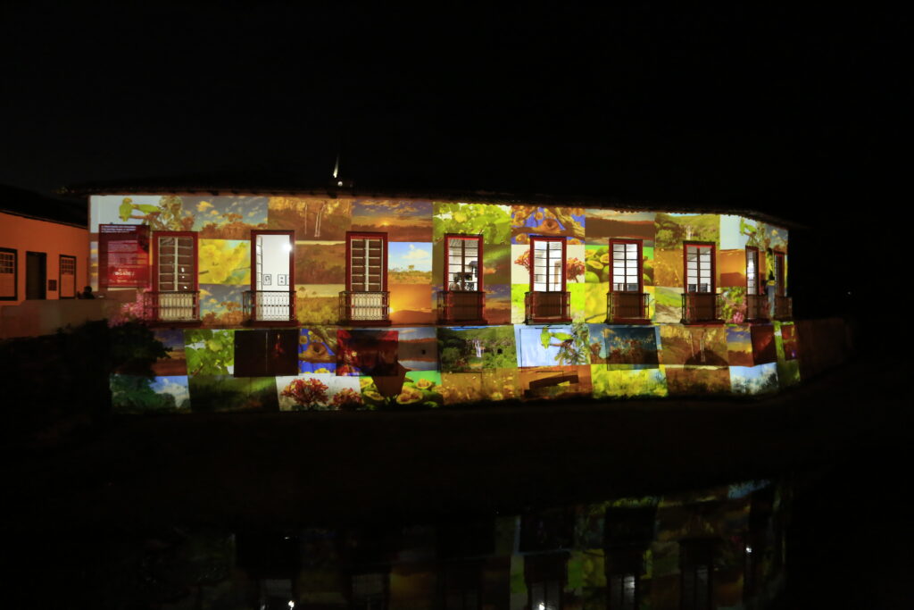 Fica 2025: Desenhos infantis projetam futuro em fachadas históricas