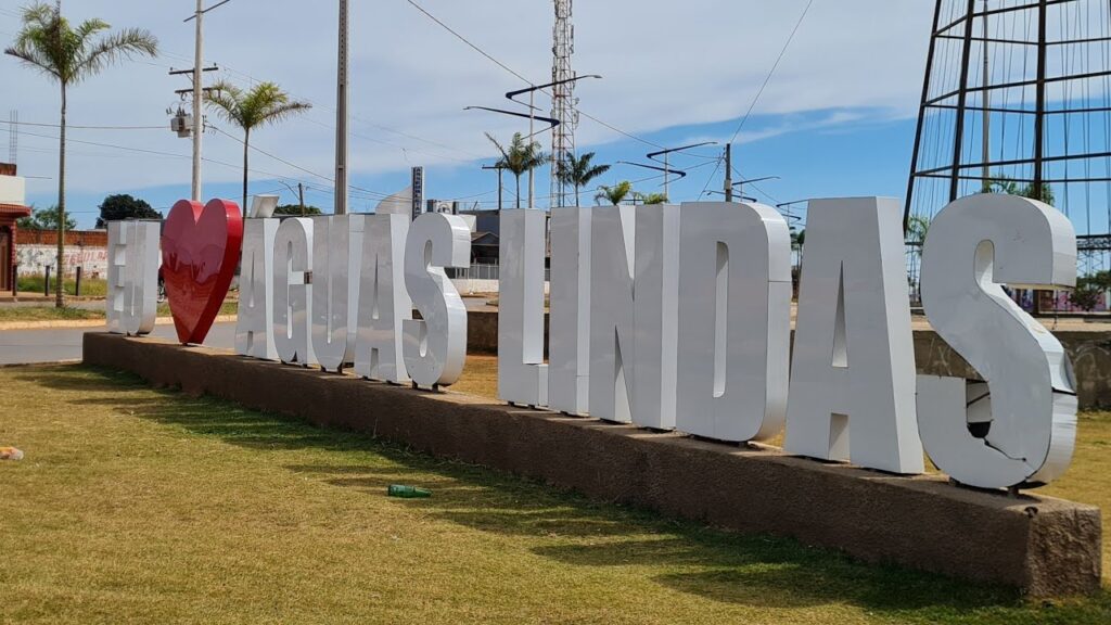 Entrada da cidade de Aguas Lindas, no Entorno do DF