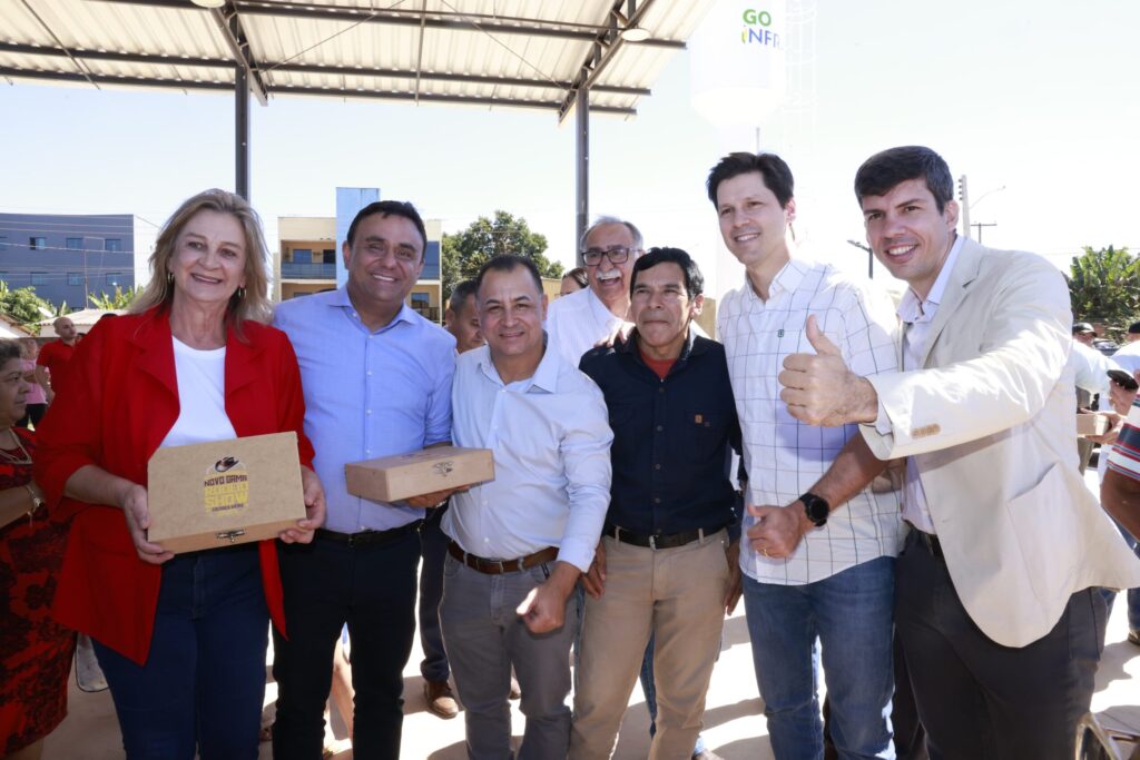 Daniel Vilela na inauguração da feira Coberta do Produtor, em Novo Gama