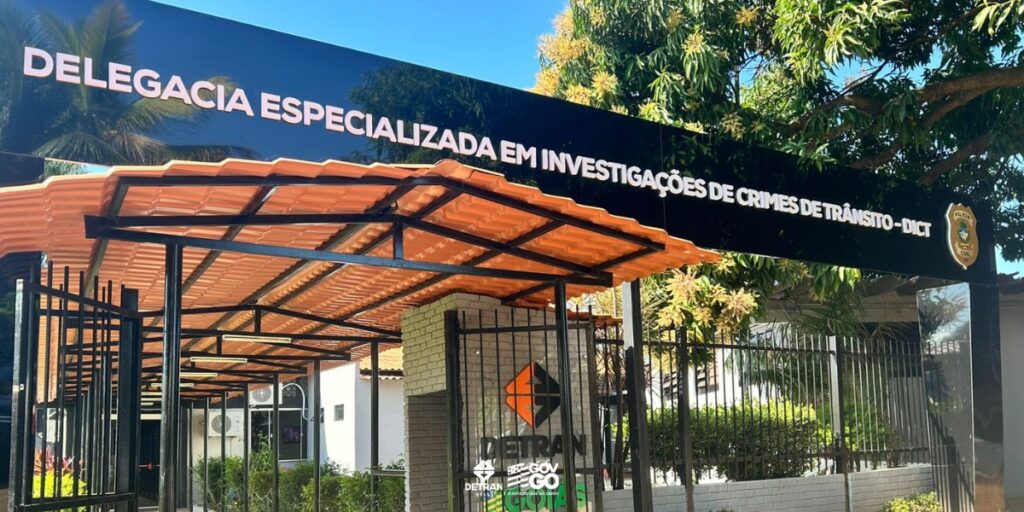 Fachada da Delegacia Especializada em Investigação de Crimes de Trânsito