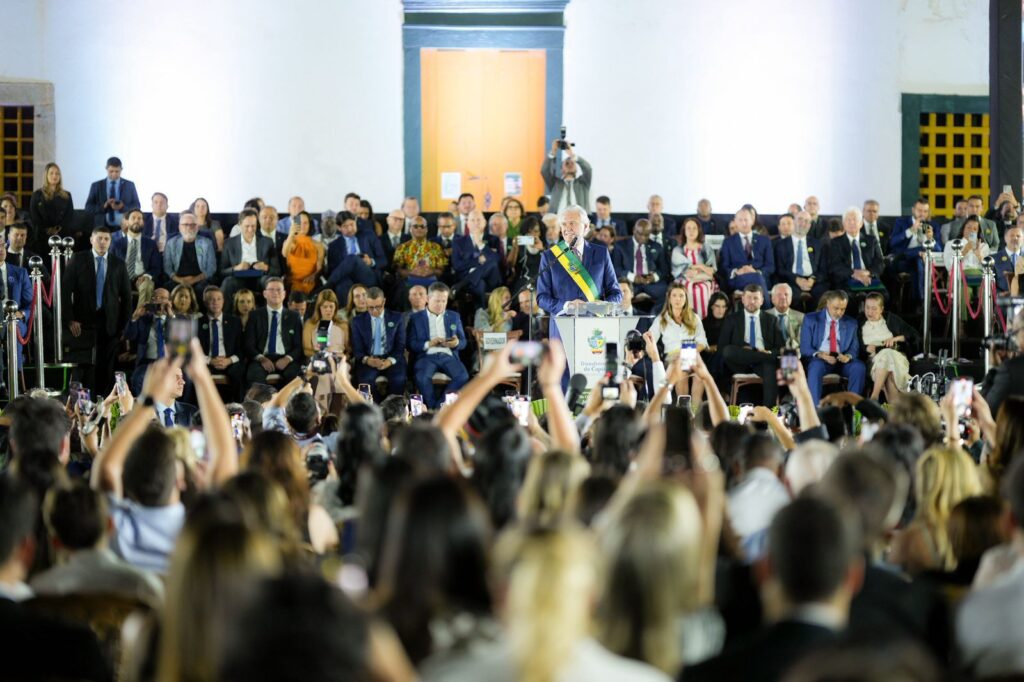 Simbolismo e emoção marcam última entrega da Ordem do Mérito Anhanguera por Caiado