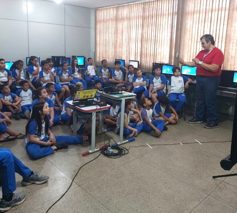 E-books aproximam estudantes da ciência
