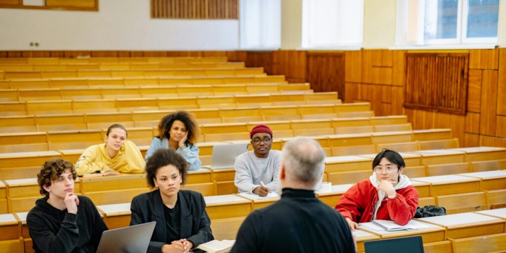 Fapeg oferece suporte financeiro a dez bolsistas de mestrado e doutorado estrangeiros