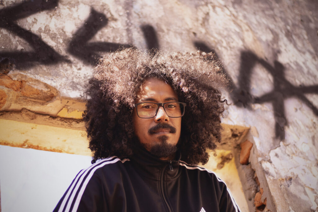 artista Flávio Marciano