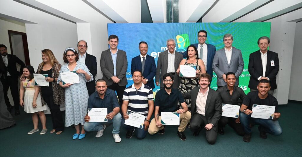 Formandos do curso gratuito de qualificação