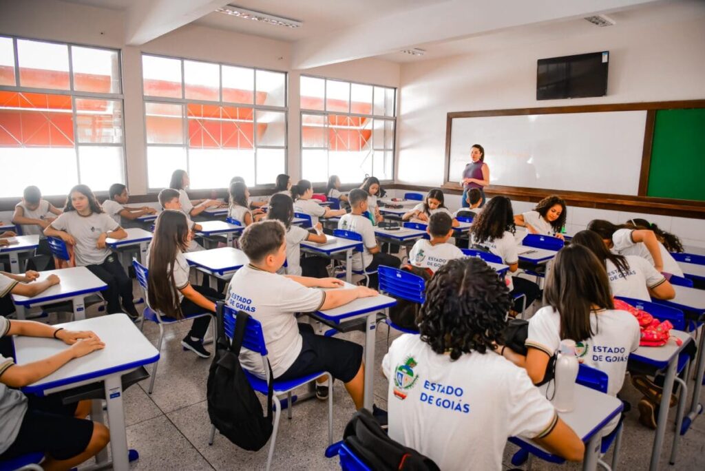 Governo de Goiás nomeia mais 625 novos professores aprovados no concursos público realizado em 2022
