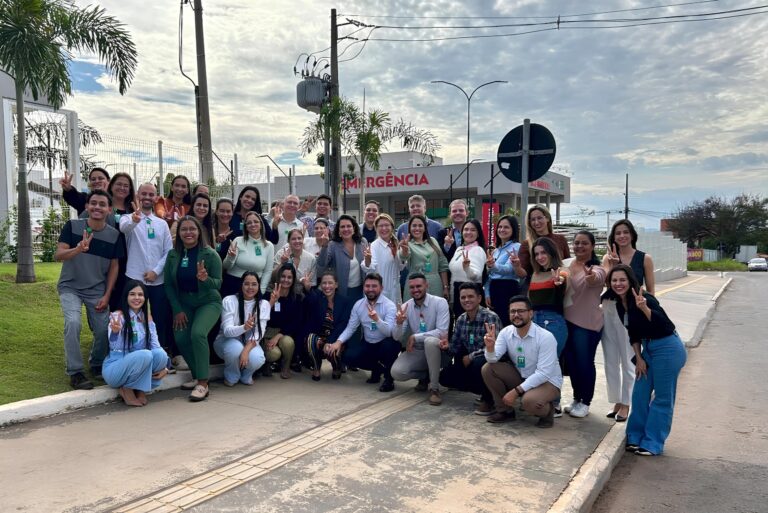 Equipe do Hetrin comemora Ona 2