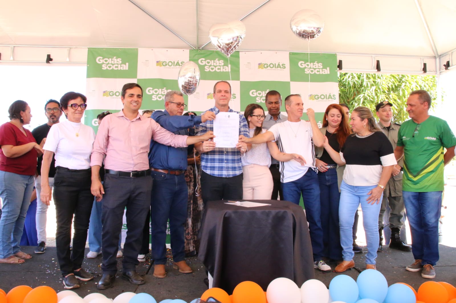 Assinada ordem de serviço para reforma do Ginásio Tancredo Neves, em Uruaçu