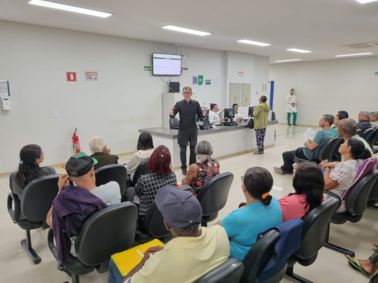 Evento educativo reforçou cuidados essenciais com visão e importância do teste do olhinho em recém-nascidos