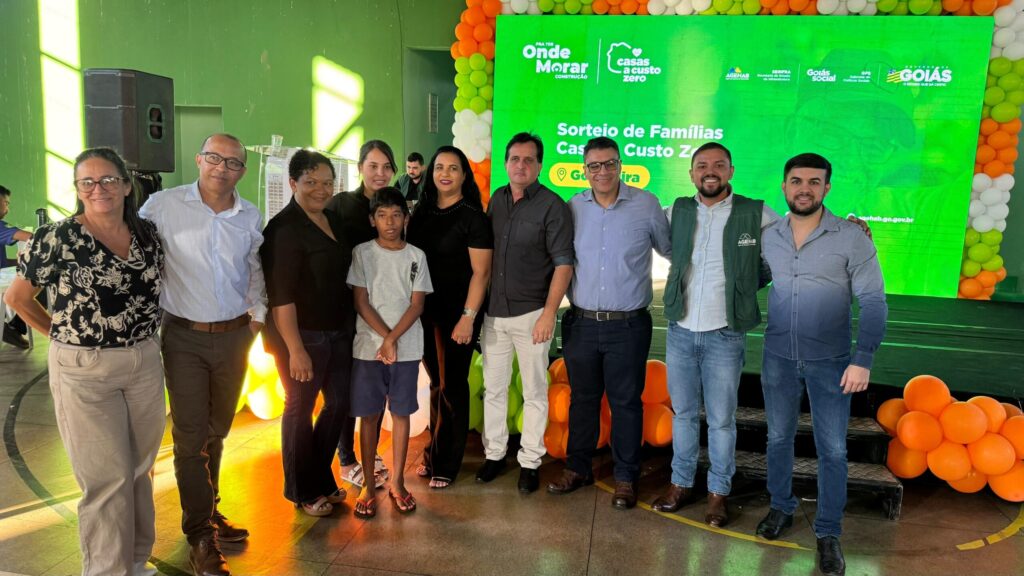 Dorteio de casas a custo zeo em Goiandira