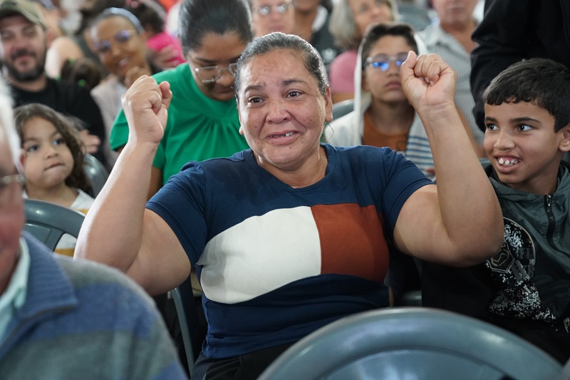 casas a custo zero em Cezarina_Agehab