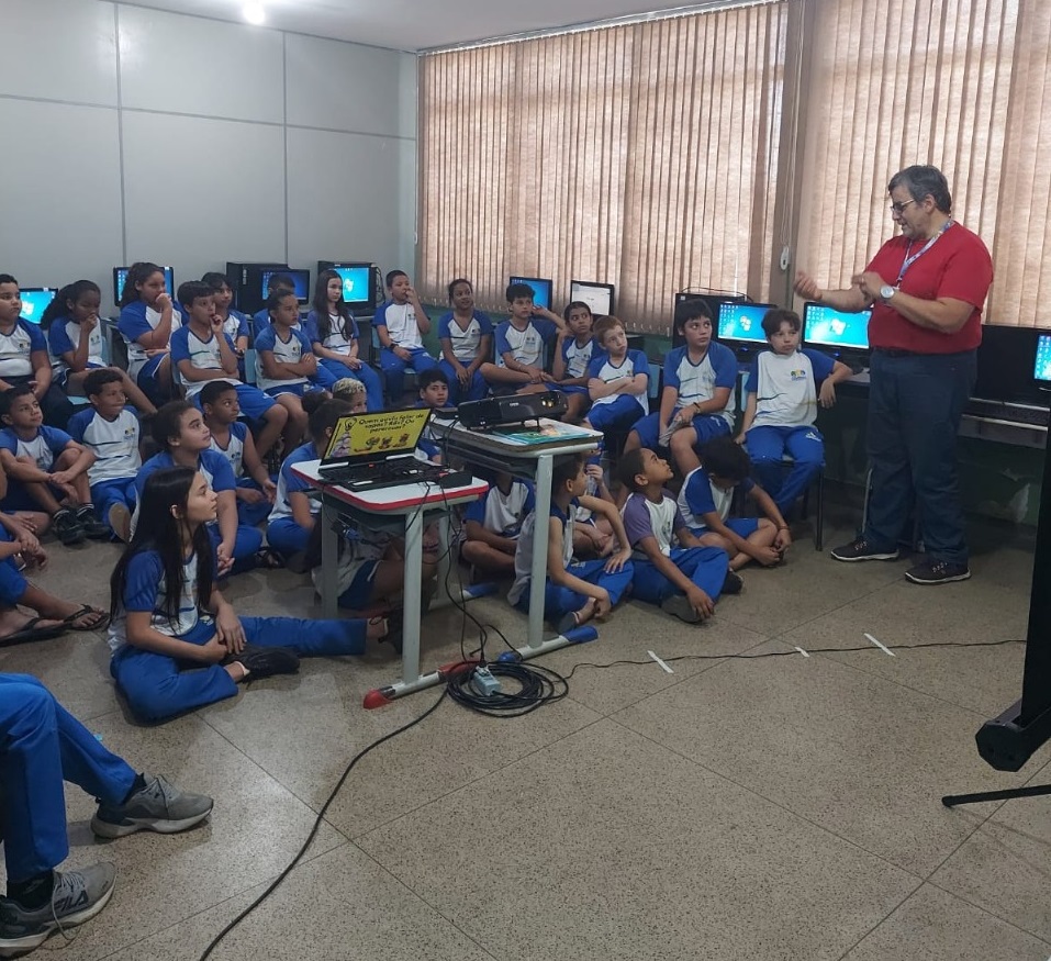 Apresentação dos e-books da FAPEG