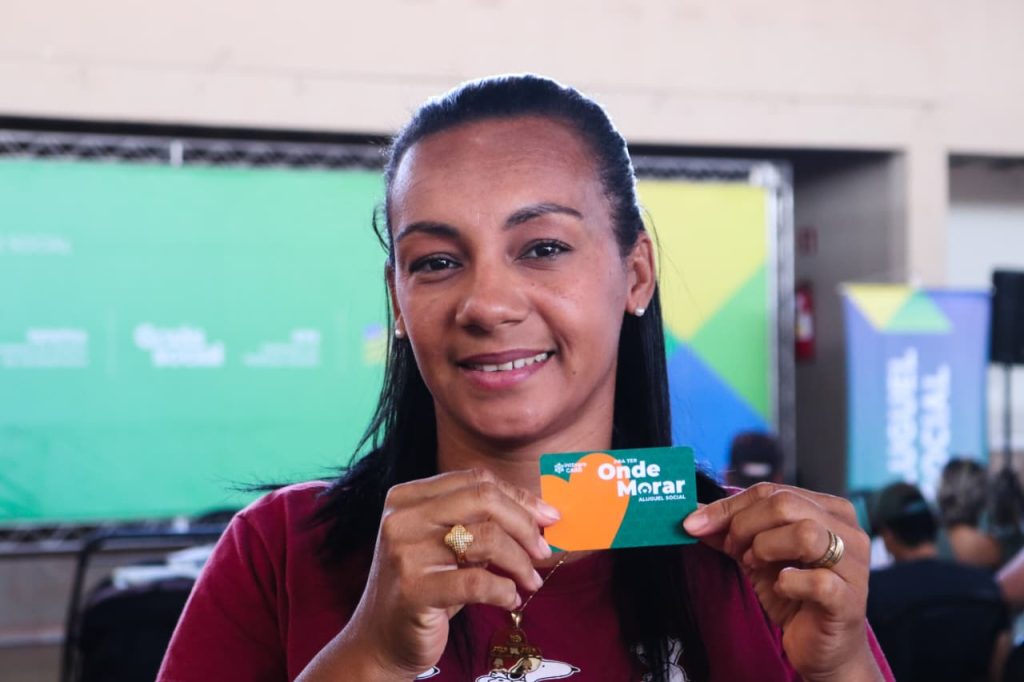 Agehab entrega Aluguel Social em Silvânia e Cristianópolis