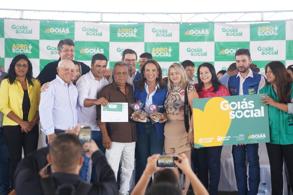 Agro é Social leva R$ 3,2 milhões em benefícios a Simolândia