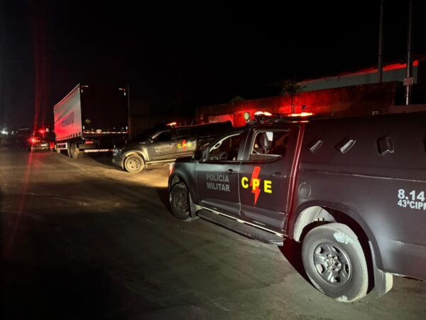 Caminhão com 2 toneladas de maconha é interceptado em Aparecida