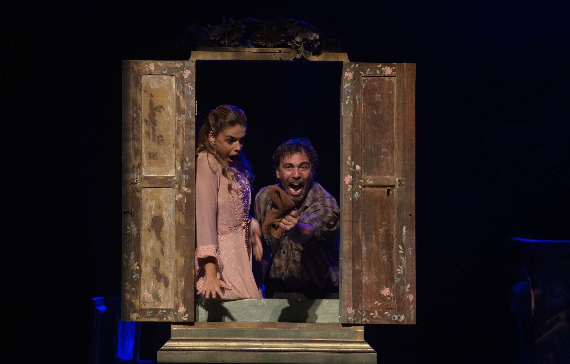 “O Cravo e a Rosa” chega ao Teatro Goiânia