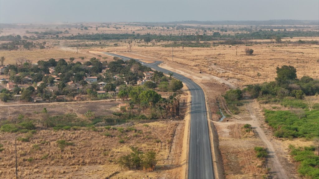 Pavimentação da GO-110 chega a Estiva em dezembro e terá continuidade até São Domingos