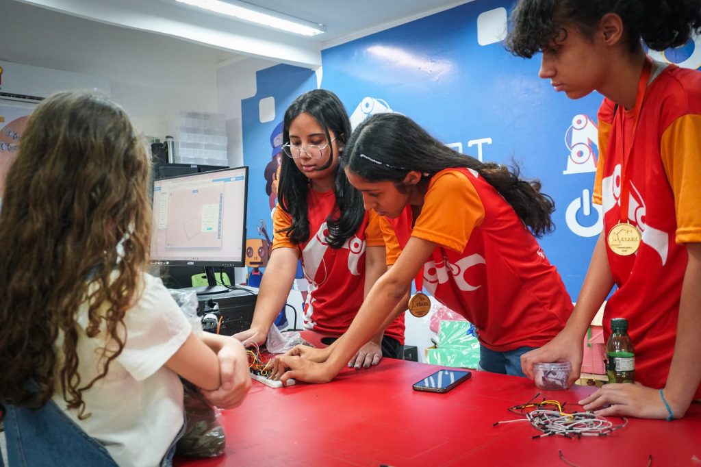 Goiás Social curso gratuito de robótica_Secti