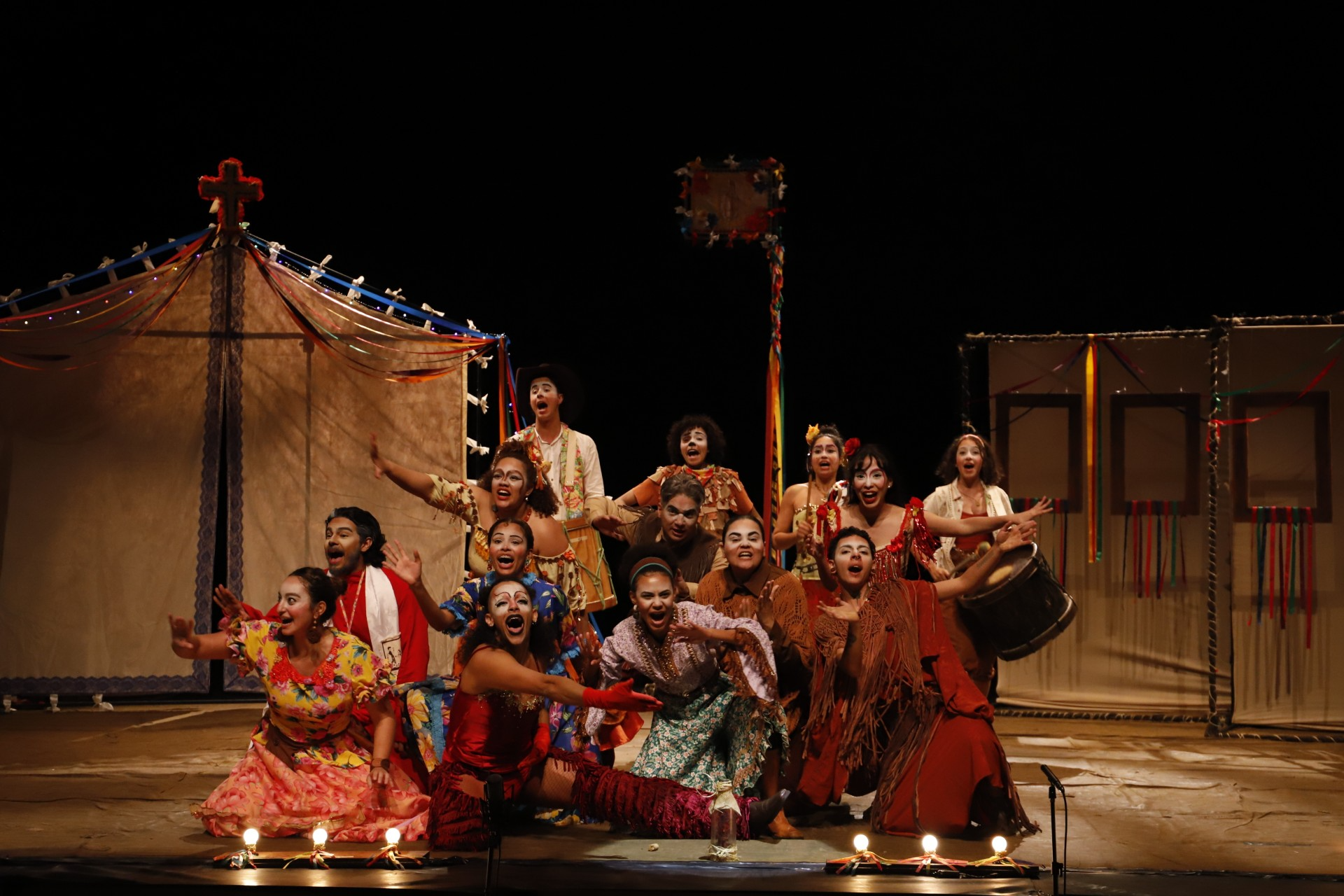 Corpo Cênico Basileu França leva seis prêmios no Festival Hidroencena