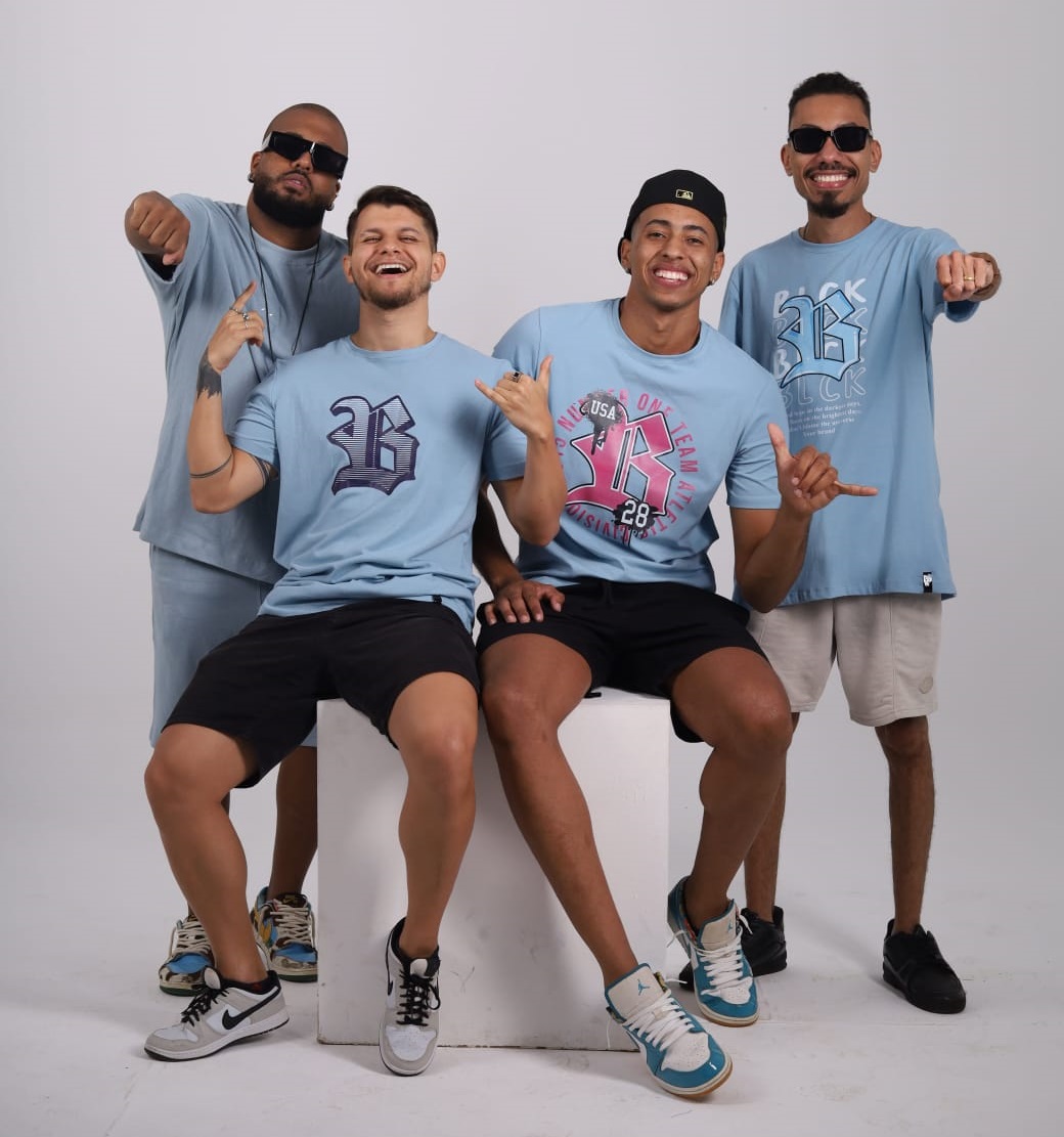 A abertura ficará sob o comando de Jacó Saxofonista, a partir das 19 horas, seguido pela banda de samba Nóys é Noys, às 20h30.