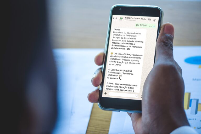 Economia lança suporte técnico com IA no WhatsApp