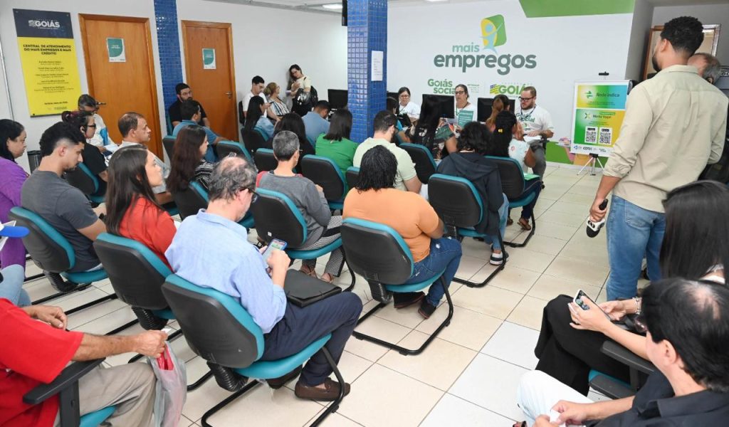 Novo feirão de empregos começa nesta terça no Araguaia Shopping