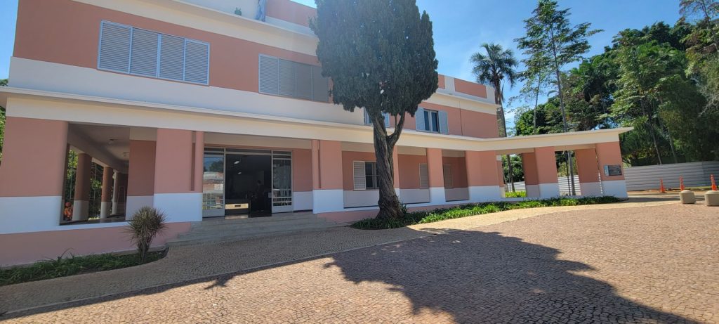 Prorrogadas inscrições para Edital de Mestras e Mestres da Cultura Popular - Fachada externa da Secult