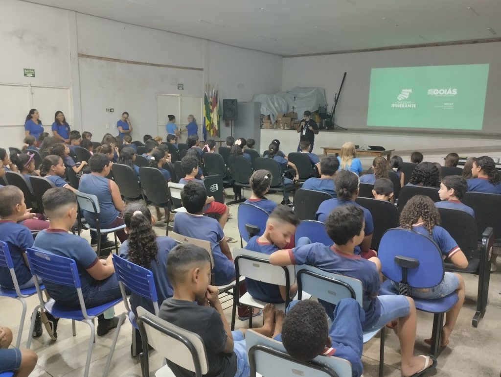 Cine Goiás Itinerante chega a Bom Jardim de Goiás