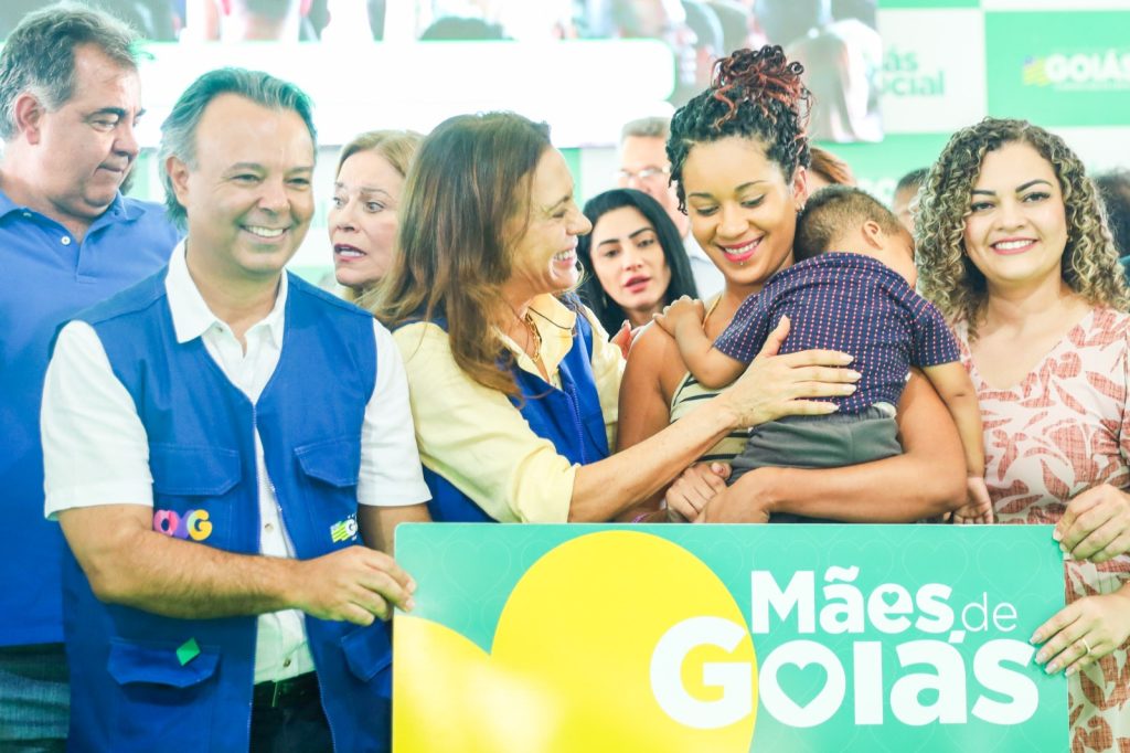 Gracinha em evento do Goiás Social no Entorno