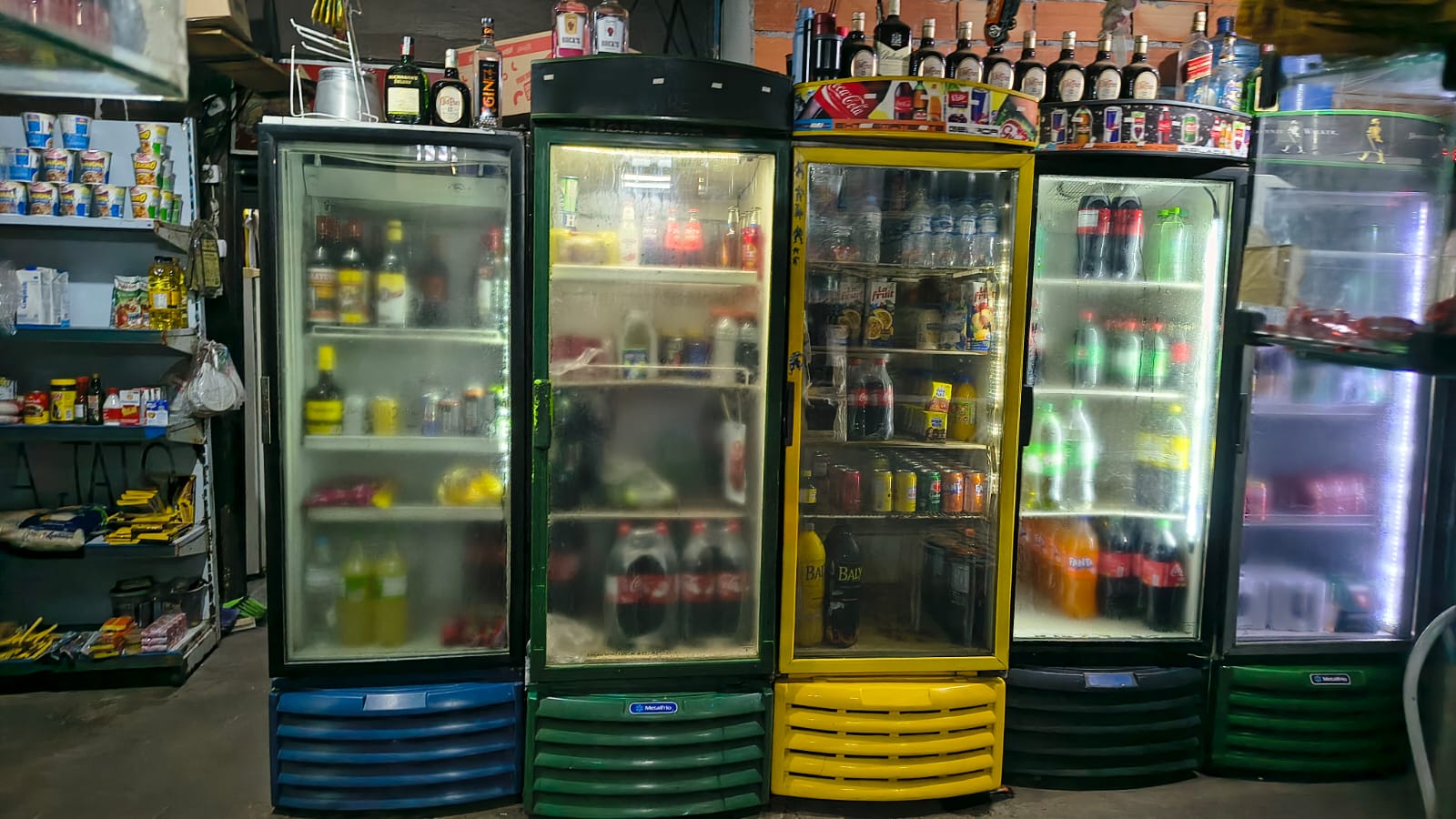 Dono de distribuidora de bebidas é preso por furto de energia em Goiânia