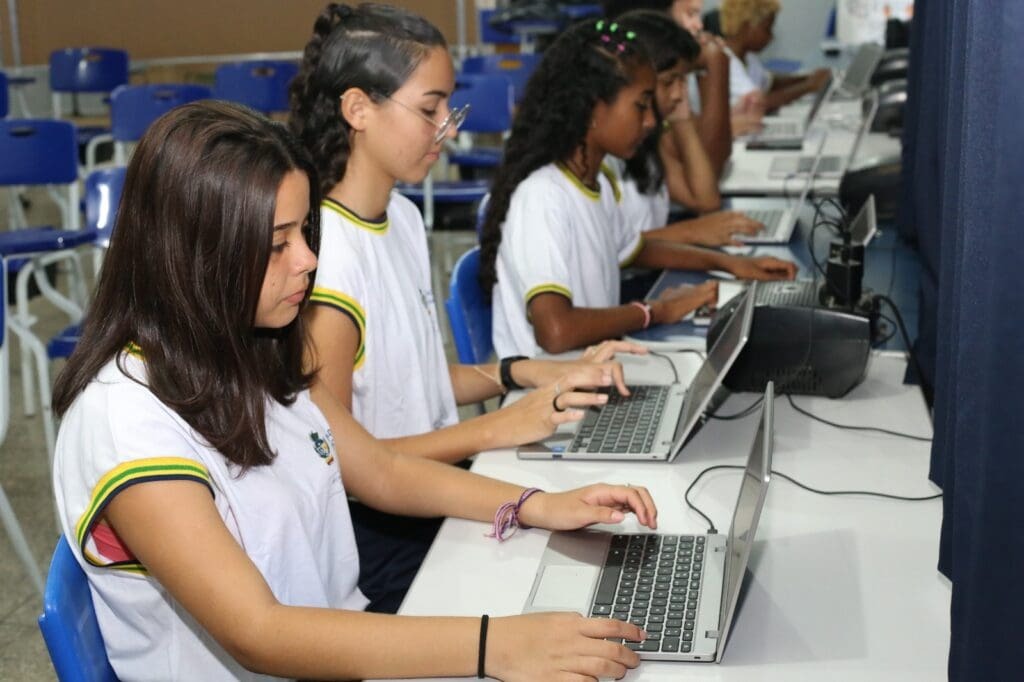 escolas públicas conectadas