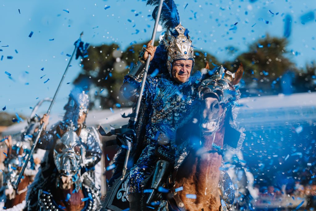 Governo de Goiás vai investir R$ 5 milhões nas Cavalhadas 2026