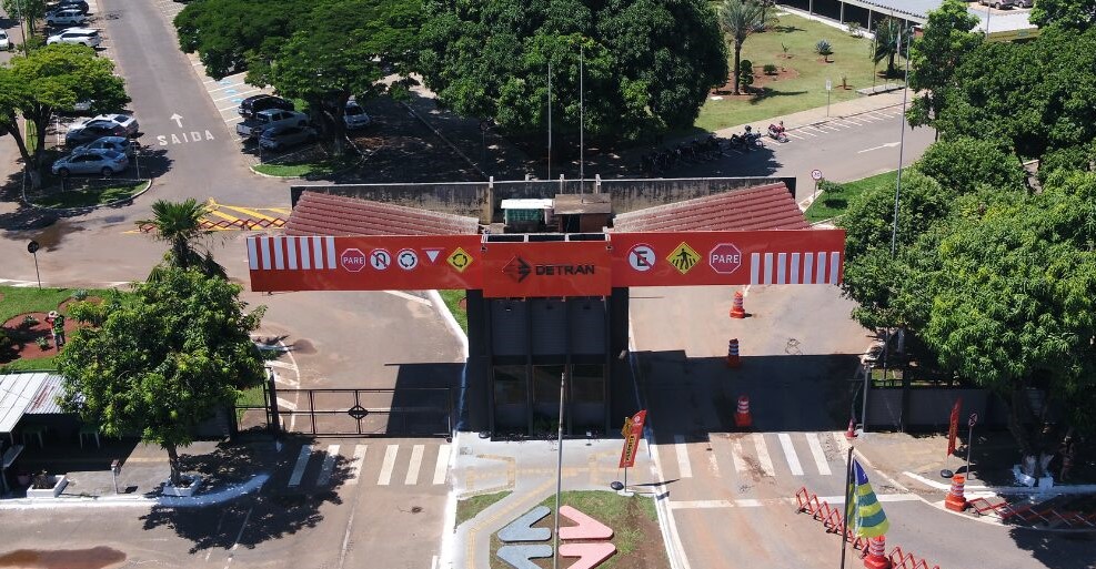 Detran e Ciretrans estarão fechado durante Carnaval