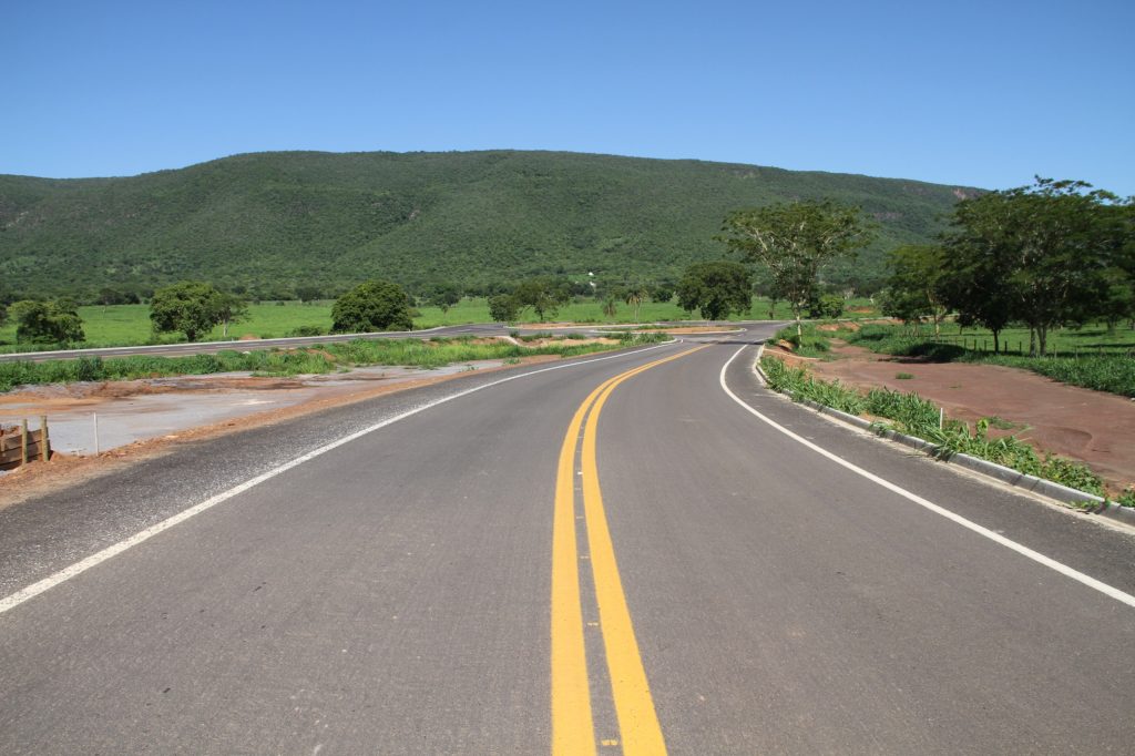 Governo de Goiás investe R$ 573 milhões em infraestrutura no Nordeste goiano