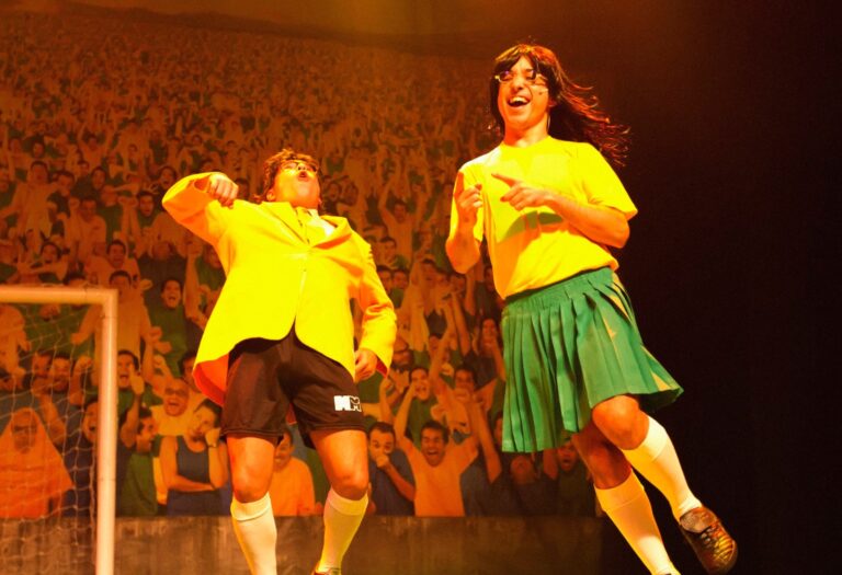 Teatro Goiânia recebe “Melhores do Mundo Futebol Clube”
