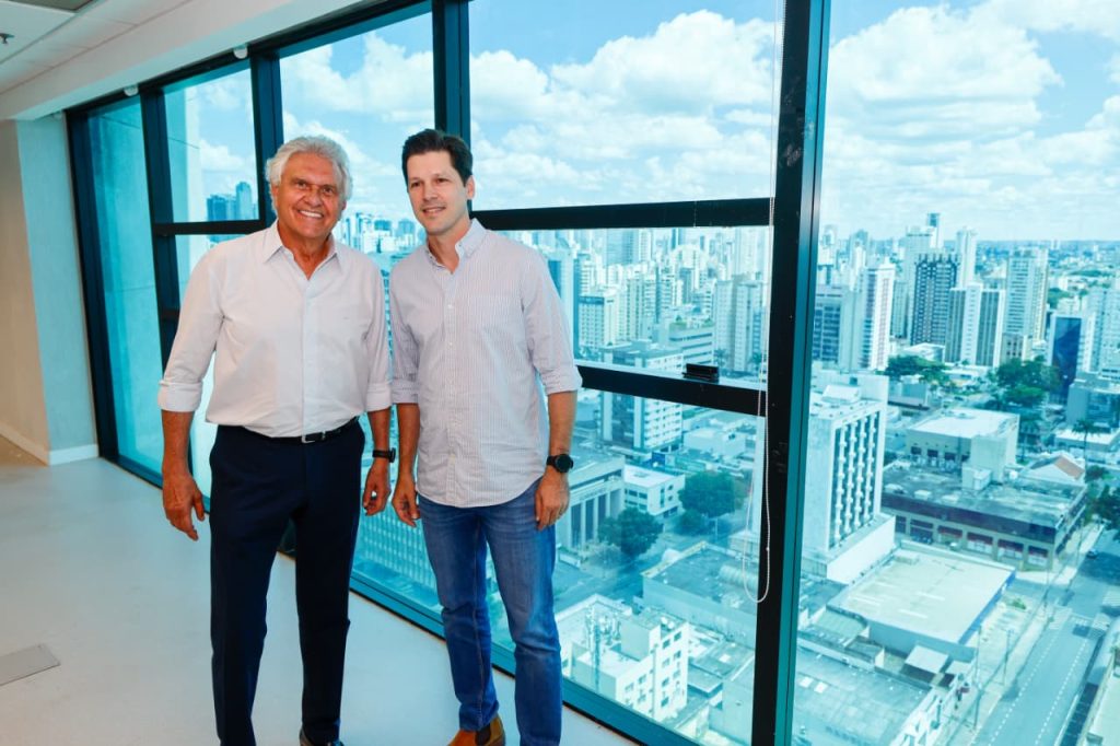 Caiado e Daniel vistam Novo Centro Administrativo em Goiânia