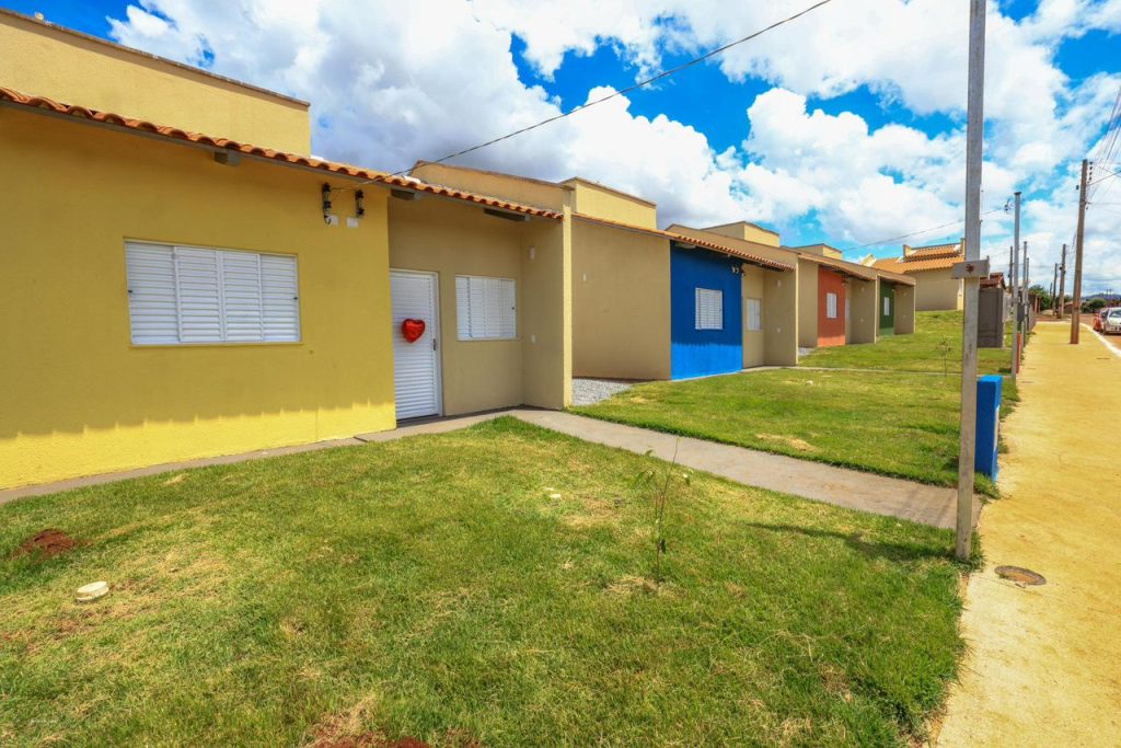 Casas a custo zero em Barro Alto