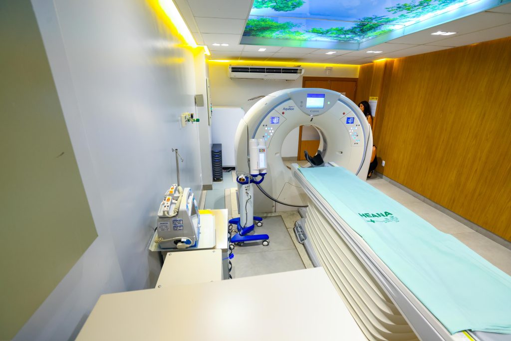 Sala de diagnóstico por imagem do Heana