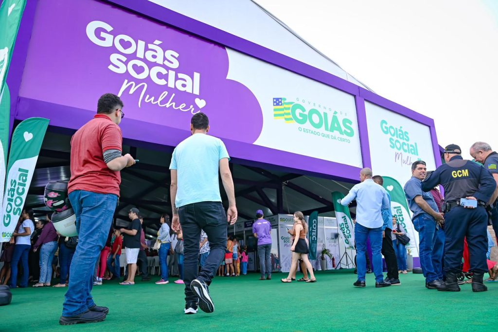 Goiás Social Mulher em Aparecida