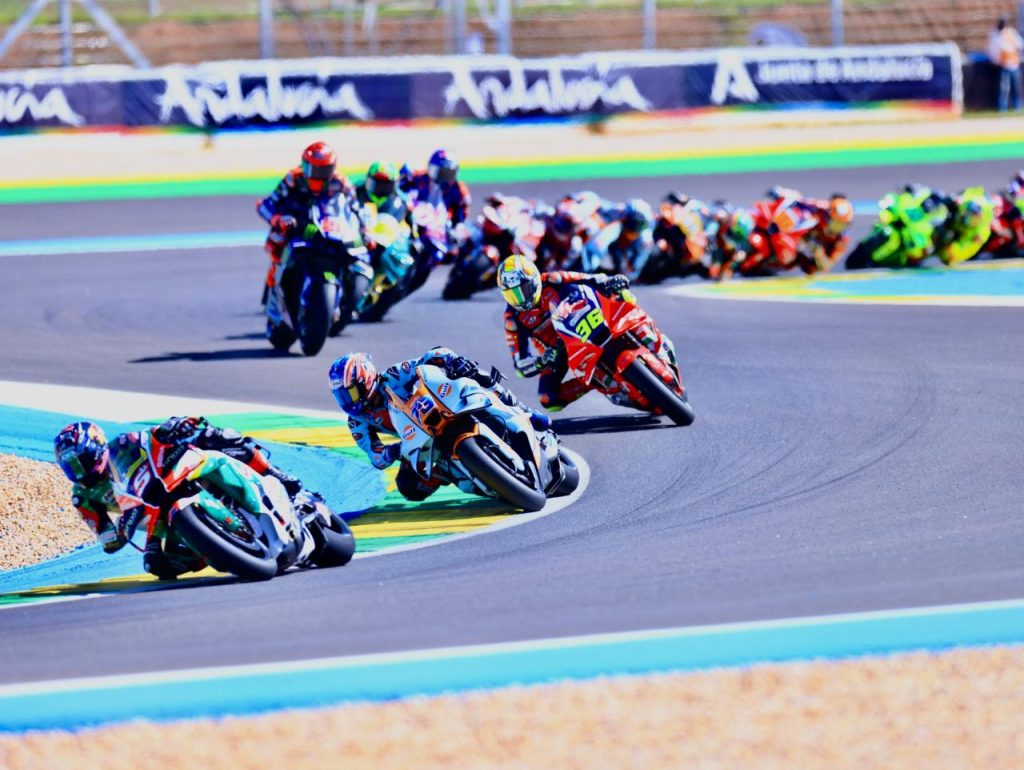 Pista do autódromo na corrida de MotoGP