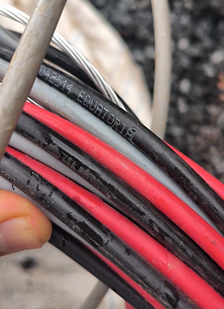 Operação da PMGO e Equatorial Goiás recupera quase uma tonelada de fiação furtada da concessionária