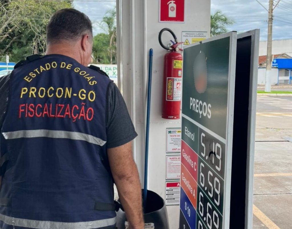 Procon Goiás notifica mais de 60 postos para esclarecer aumento no preço do combustível