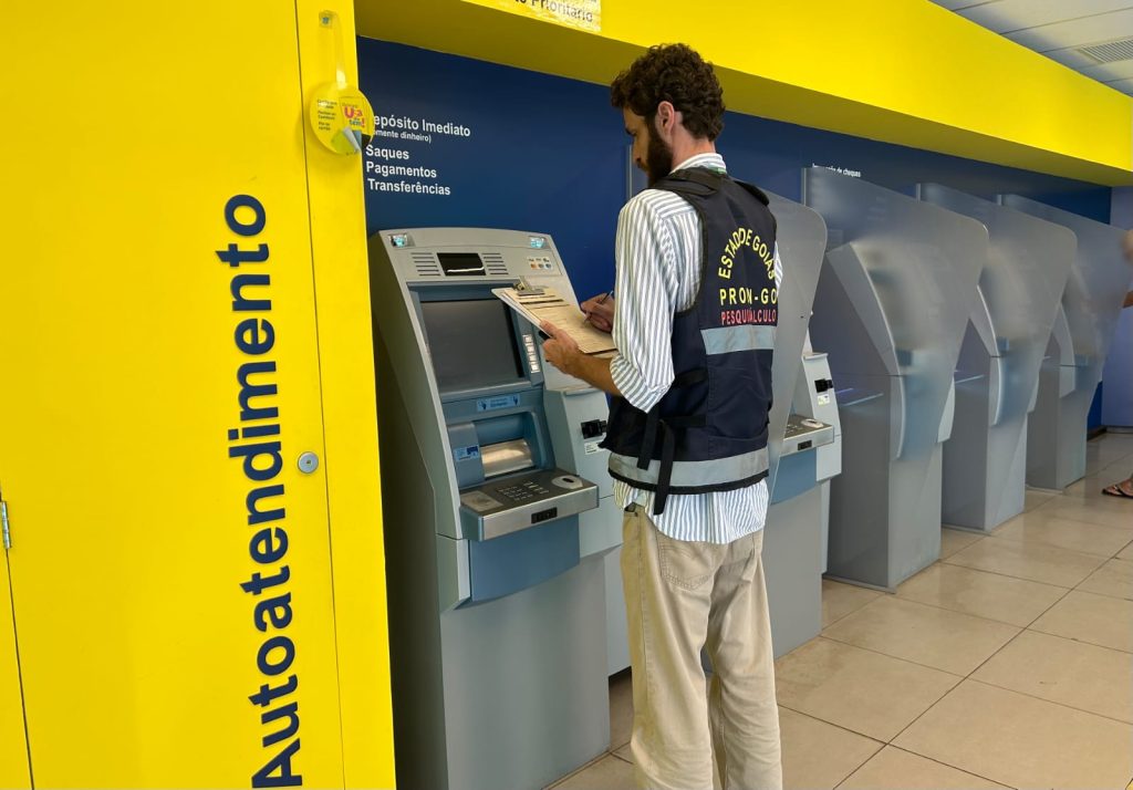 Procon na pesquisa em bancos