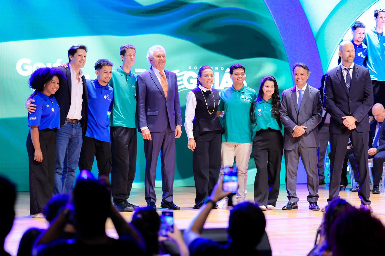 Governo de Goiás recepciona novos jovens do Aprendiz do Futuro 
