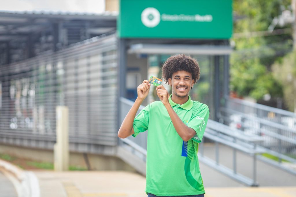 Governo de Goiás assume 100% do subsídio para o Passe Livre Estudantil