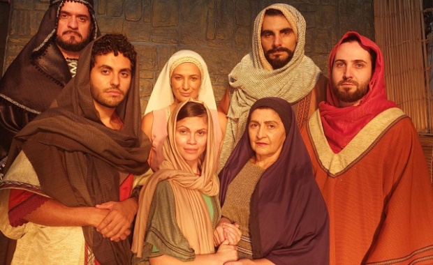 Cena da peça Abigail, Paulo e Estevão