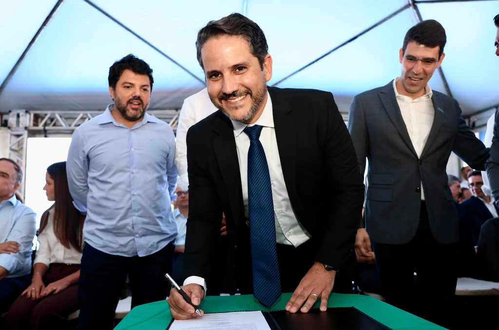 Luiz Antônio Oliveira Rosa toma posse na presidência da Codego