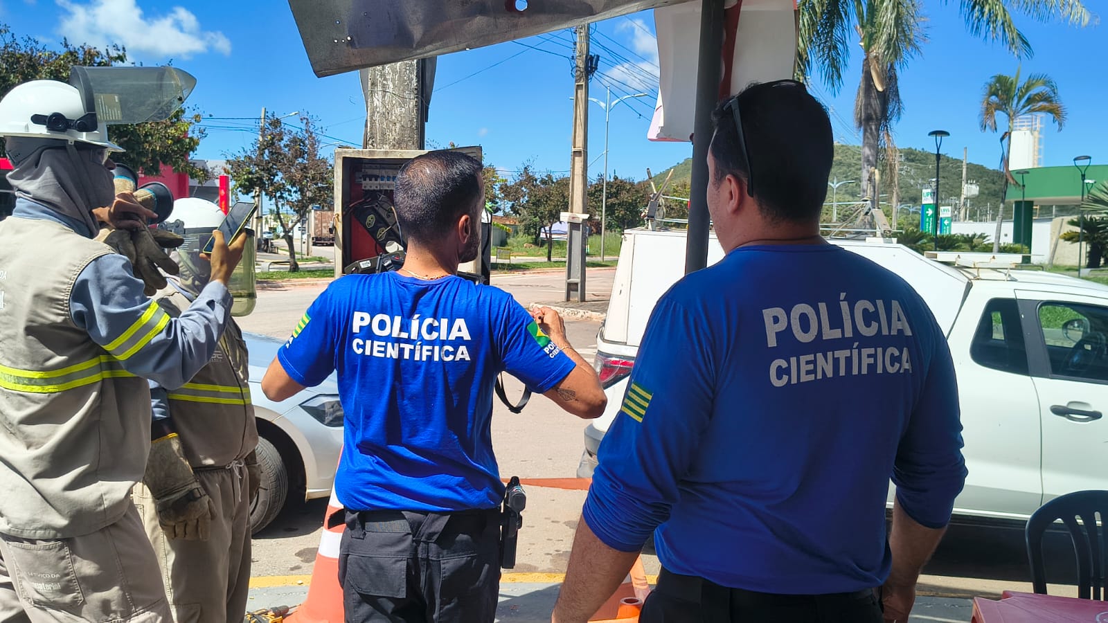Polícias Civil, Técnico-Científica e Equatorial Goiás flagram furto de energia em comércio de Senador Canedo