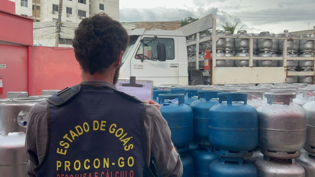 *Pesquisa do Procon Goiás identifica variação de até 27% no preço do gás de cozinha*